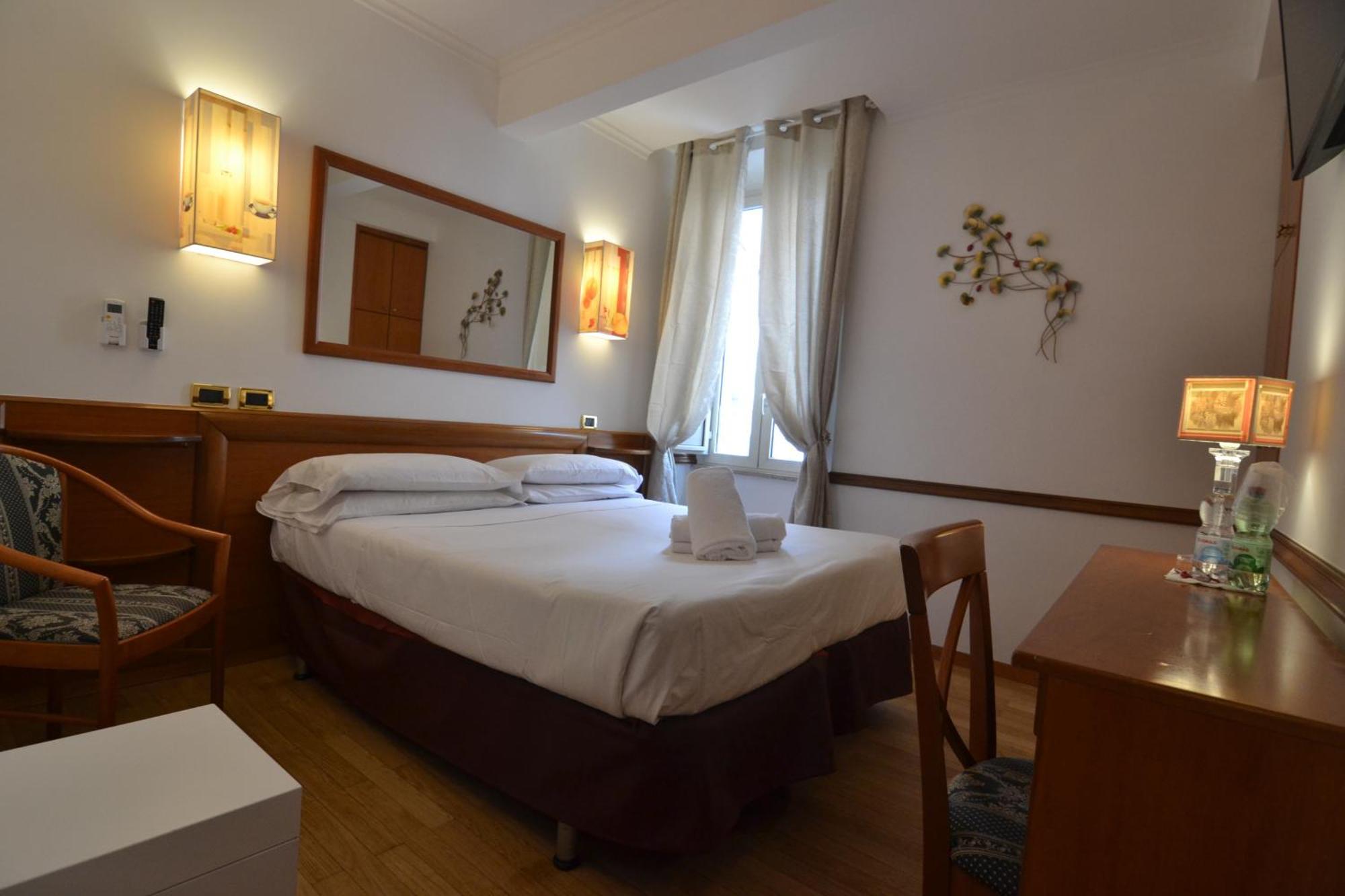 Hotel Santa Prassede Roma Eksteriør bilde