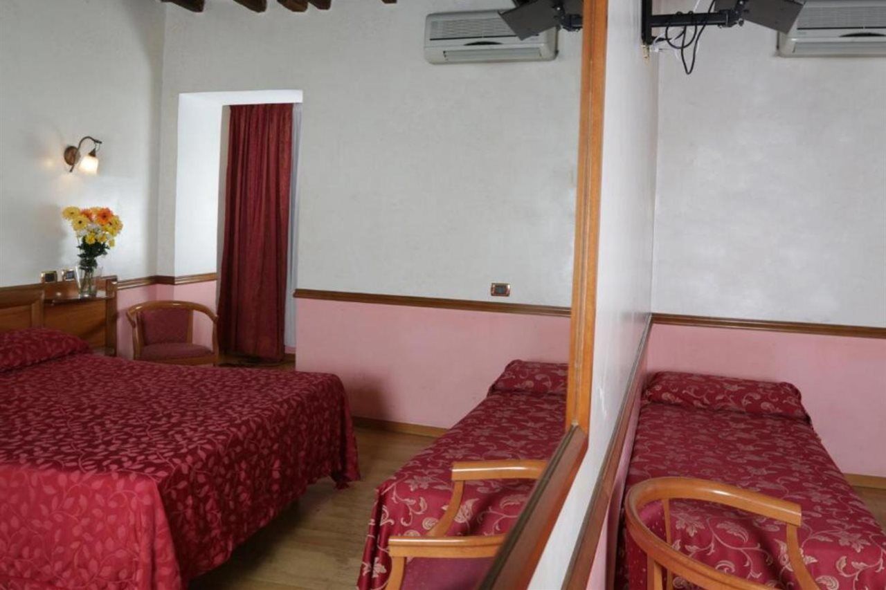 Hotel Santa Prassede Roma Eksteriør bilde